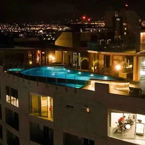 Pura Vida Hub - Iconnia Apartment *