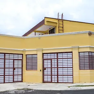 El Descanso Hotel