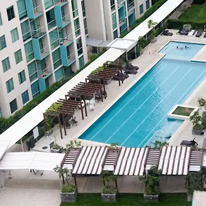 Lujoso Con Lavadora Y Secadora, S. Jose Apartment San Jose (San Jose)