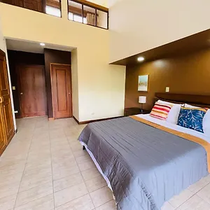 The Rainier 1 Bed & Breakfast *