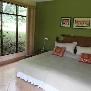 Homestay El Jardin De Anabelle San Jose (San Jose)