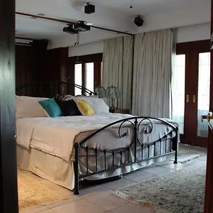 Homestay Casa Laureles San Jose (San Jose)