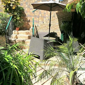 Casa Leon Hotel 2*