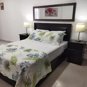 935 * San José
