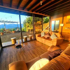Glamping Tucanes *